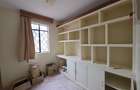 5 Bed House with En Suite in Runda - 7