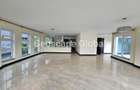 4 Bed Apartment with En Suite in Westlands Area - 2