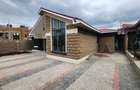 5 Bed House with En Suite at Forest Line Road - 2