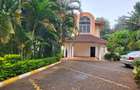 4 Bed House with En Suite in Thigiri - 1