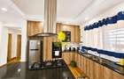 3 Bed Apartment with En Suite in Riverside - 8