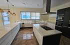 4 Bed Apartment with En Suite in Westlands Area - 2