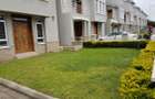 5 Bed Townhouse with En Suite at Lavington Green - 12