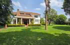 5 Bed House with En Suite in Runda - 3