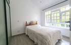 1 Bed House with En Suite at Karen - 8