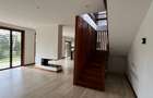 3 Bed House in Nyari - 8