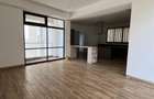 4 Bed Apartment with En Suite at Riverside Drive - 6