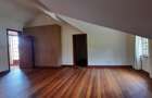 5 Bed Townhouse with En Suite in Lavington - 8