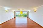 3 Bed Apartment with En Suite in Riverside - 2