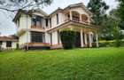 4 Bed Townhouse with En Suite in Nyari - 1