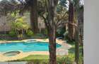 6 Bed House with En Suite in Nyari - 16