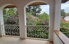4 Bed Townhouse with En Suite at Convent Drive - 20