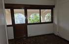 Commercial Property with Service Charge Included in Riverside - 12