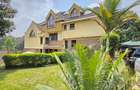 5 Bed Townhouse with En Suite at Lavington Green - 3