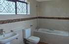 5 Bed Townhouse with En Suite in Nyari - 15