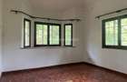 5 Bed Townhouse with En Suite in Rosslyn - 15