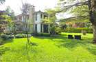 4 Bed Townhouse with En Suite at Rossylin Heights - 4