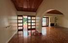 4 Bed House with En Suite in Gigiri - 13