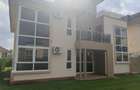 4 Bed Townhouse with En Suite at Iguta Paradise - 15