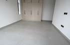 3 Bed Apartment with En Suite in Brookside - 19