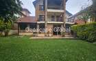 5 Bed Townhouse with En Suite in Lavington - 1