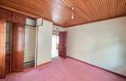 4 Bed Townhouse with En Suite at Valley Arcade - 20