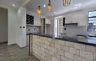 5 Bed House with En Suite at Membley - 6