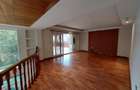 5 Bed Villa with En Suite in Lavington - 11
