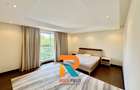 Furnished 3 Bed Apartment with En Suite in Riverside - 10