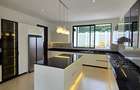 6 Bed Townhouse with En Suite in Kitisuru - 19