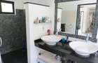 4 Bed House with En Suite in Watamu - 11