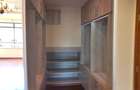 5 Bed Townhouse with En Suite in Lavington - 20