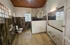 5 Bed House with En Suite in Runda - 18