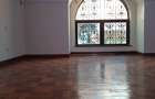 5 Bed Townhouse with En Suite at Lavington Road - 15