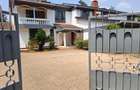 5 Bed Townhouse with En Suite at Karen - 16