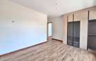6 Bed Townhouse with En Suite at Lavington - 11