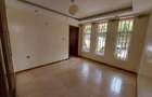 5 Bed Townhouse with En Suite at Convent Drive - 3