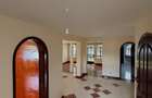5 Bed Townhouse with En Suite at Riverside Drive - 5