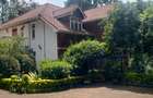 6 Bed House at Rosslyn Lone Tree - 2