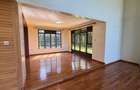5 Bed Villa with En Suite in Runda - 5