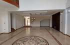 5 Bed Townhouse with En Suite at Convent Drive - 4