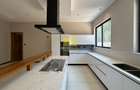 4 Bed Apartment in Loresho - 6