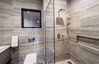 1 Bed Apartment with En Suite in Riverside - 9