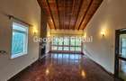 4 Bed House with En Suite in Runda - 2