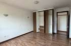 4 Bed Apartment with En Suite at Brookside Drive - 13