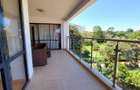 Serviced 2 Bed Apartment with En Suite at Brookside Drive - 2