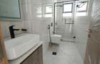 3 Bed Apartment with En Suite in Brookside - 7