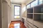 6 Bed House with En Suite at Loresho - 13