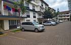 2 Bed Apartment with Parking in Hurlingham - 2