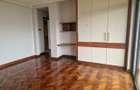 4 Bed Apartment with En Suite in Riverside - 5
